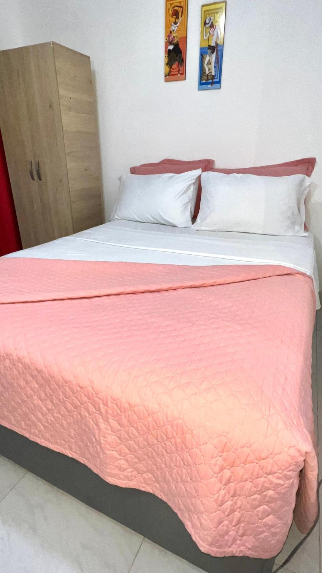 Comodo Apartamento Gran Ubicacion Y A/C カリ エクステリア 写真